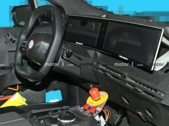 宝马全新中型纯电SUV——iNext曝光：续航超600KM 明年亮相